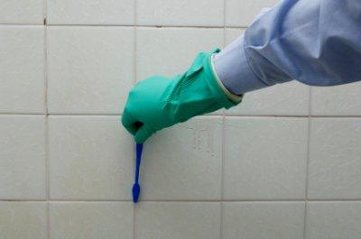 Clean Some Grout