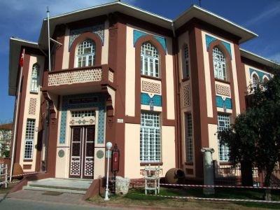 müze