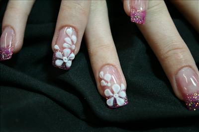 nails