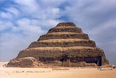 Pirámide escalonada de Saqqara