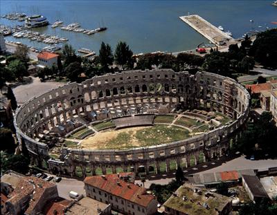 Flight to Pula