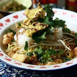 Mie Lontong