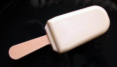 MILK LOLLIES