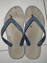 Sandal Butut