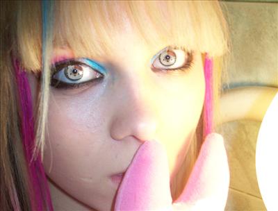 Hello kitty eyes
