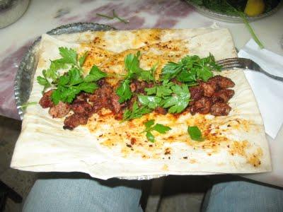 LAVAS EKMEKTE URFA KUSBASISI
