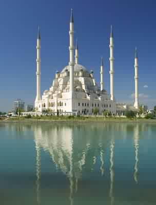 MERKEZ CAMİİ