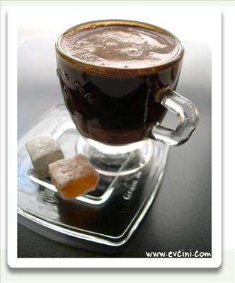 Şeffaf Fincanda