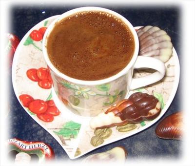 Kalpli tabakta kahve