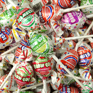 Charms Blow Pop