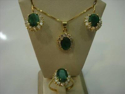 Zümrüt Set