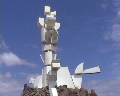 Monumento al Campesino. Simboliza \"La verdad es que no te entiendo, pero eres todo un monumento\". 
