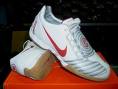 Nike total 90 shoot