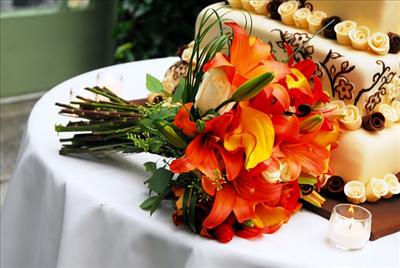 flowers and cake