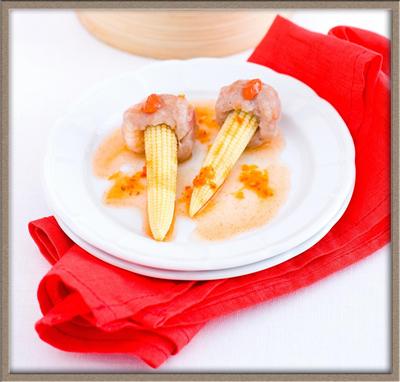 ข้าวโพดอ่อนแต้มหน้าหมู (Baby Corn served on Steamed Pork) (Large)