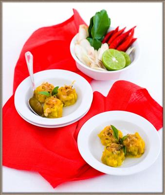 ขนมจีบต้มยำกุ้ง (Tom Yum Kung Steamed Shrimp)