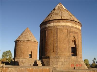 Ahlat-30