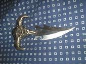 knife