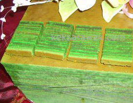 Kek Lapis Evergreen