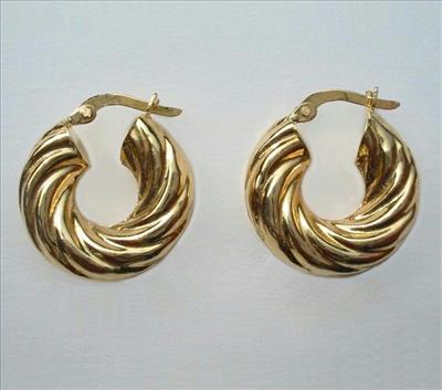 Aretes de oro