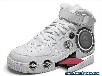 Shoe