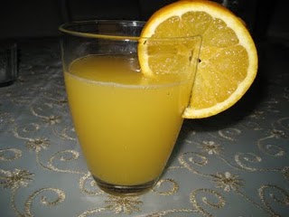 Limonlu  Portakallı Ananaslı Meyve Kokteyli 