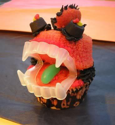 cupcake moster!!! >P
