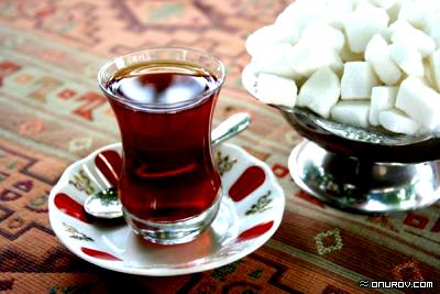 Çay ve Kıtlama Şekeri