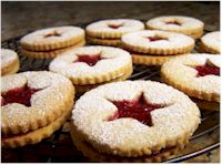 linzer cookies