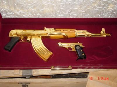 ak 47 collector en or