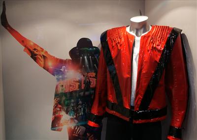 MJ New Thriller Clothes
