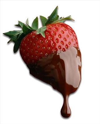DRIPPING CHOCOLATE STRAWBERRIES