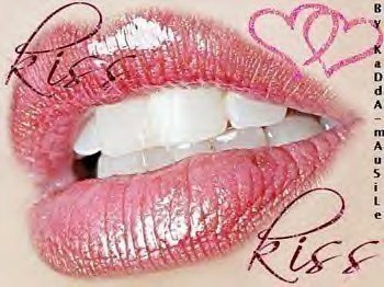 kiss001