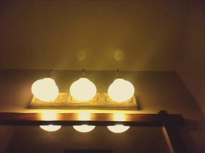 3 lightbulbs