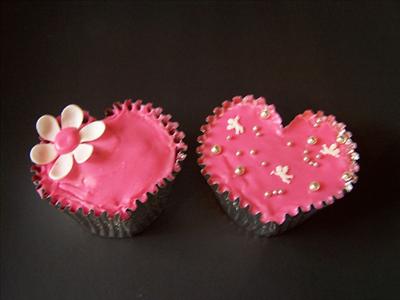 Pink cupcake hearts