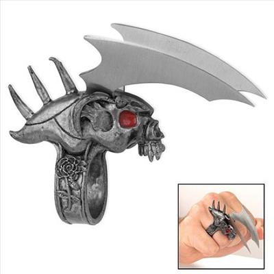 skull finger knife