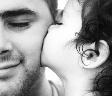 Family kiss
