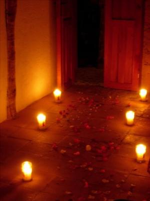 ROMANTİK BİR GECE