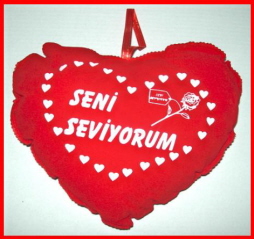 Kalp  Yastık