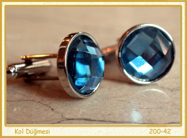 KOL DÜĞMESİ