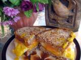 Fried egg sandwich