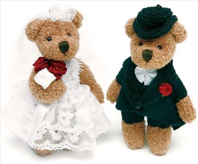 wedding teddy bears.