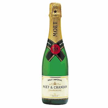 UNE BOUTEILLE DE CHAMPAGNE