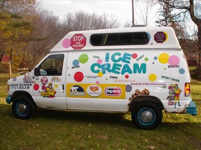 WHITE ICE CREAM TRUCK