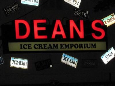 ICE CREAM SHOP