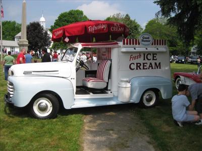 1949 ICE CREAM TRUCK