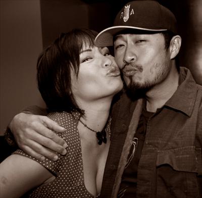 Friendly Kiss