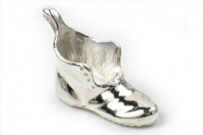 Shoe