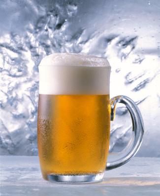 Tomar una cerveza conmigo?