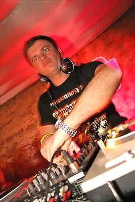 Dj Junior